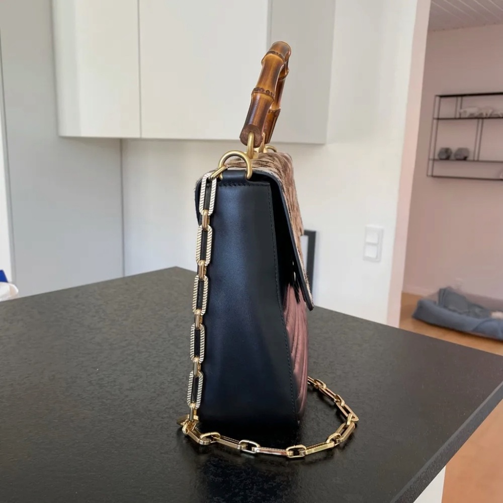 GUCCI  Leopard head  Ponyhair chain bag - Picture 3 of 12